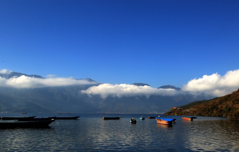 云南丽江沪沽湖自然风景图片(11张)