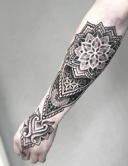 包小臂梵花纹身 16款小臂位置的黑色梵花纹身图案