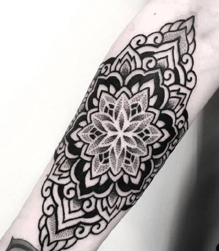 包小臂梵花纹身 16款小臂位置的黑色梵花纹身图案