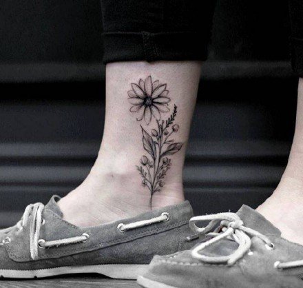 脚踝刺青图 9款唯美的脚踝处小清新纹身图片