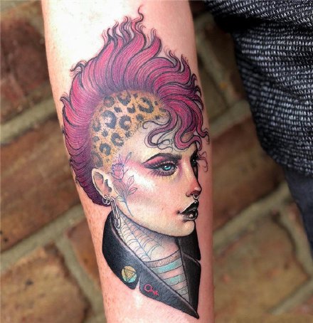 独特古典韵味的女性肖像纹身--纹身艺术家Hannah Flowers作品