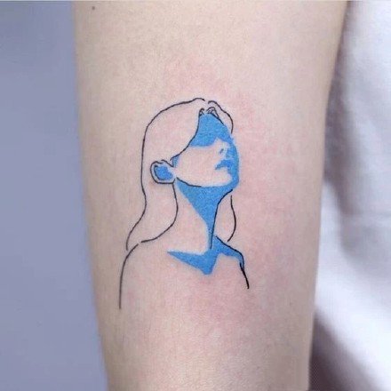 蓝色纹身 一组9张蓝色水墨创意纹身图片
