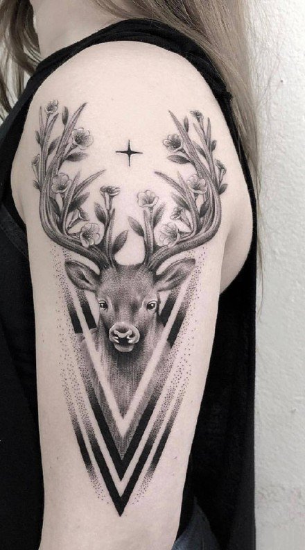 帅气的9张欧美包臂动物点刺纹身图案