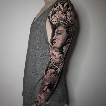 写实花臂纹身 10款写实风格的黑灰大花臂纹身作品
