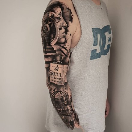 写实花臂纹身 10款写实风格的黑灰大花臂纹身作品