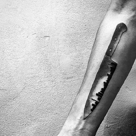 匕首纹身 20款好看的刀具匕首主题的兵器纹身图片