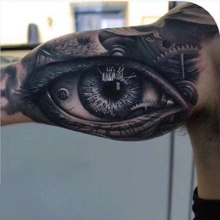 眼睛纹身 超逼真的9款写实黑灰大眼睛纹身图案