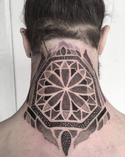 颈部和头部的10款个性点刺梵花纹身作品图案