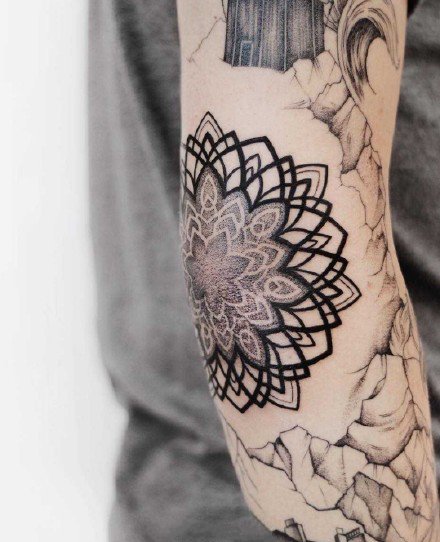手肘梵花纹身 9款纹在手肘处的梵花点刺纹身作品
