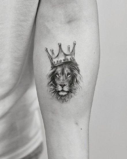 9款适合狮子座的小狮子纹身图片