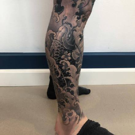 纹身鲤鱼图片 包臂包腿的传统9款大鲤鱼纹身图片
