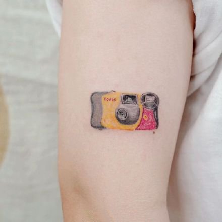 一组可爱的彩色女生小清新纹身图案