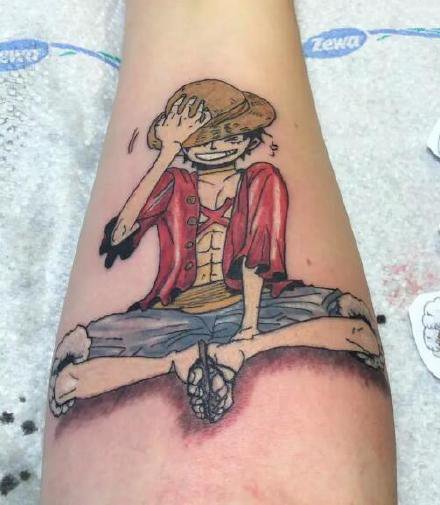 海贼王纹身-15款路飞索隆艾斯乔巴等动漫角色纹身图案