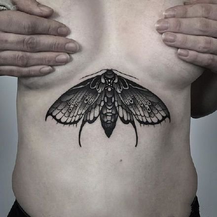 飞蛾纹身--11款酷炸了的school飞蛾系列纹身图片