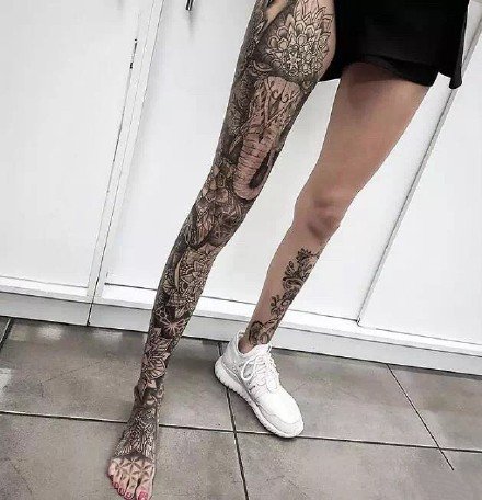 纹身花腿 9款帅气的大面积大花腿纹身作品欣赏