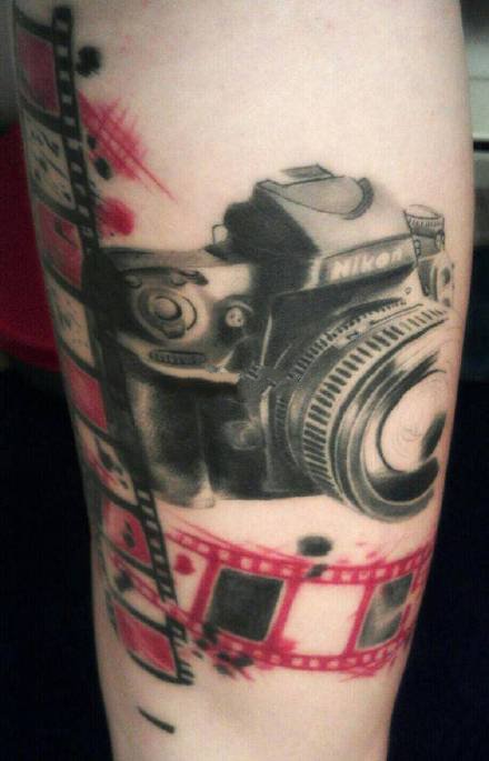 纹身相机图 几款关于摄影照相机的纹身图片