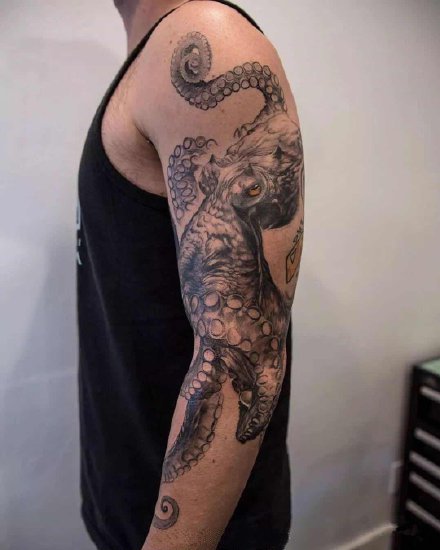 章鱼纹身素材：9款黑色的章鱼纹身图案作品