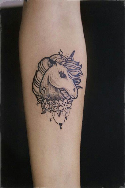 独角兽刺青 18款独角兽的的纹身作品素材图片