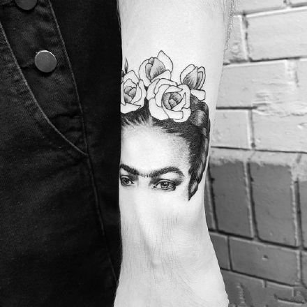 Frida Kahlo弗里达的人像纹身图片