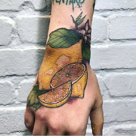 柠檬纹身 一组好看的水果柠檬的纹身图片
