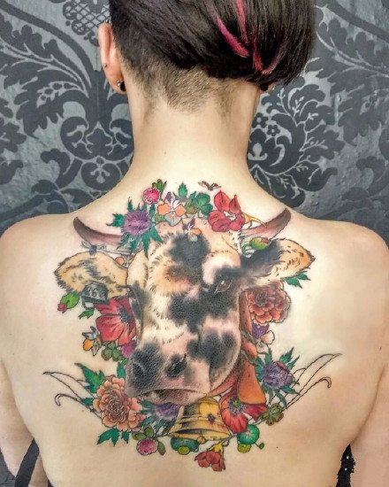 几款很可爱的牛纹身图片