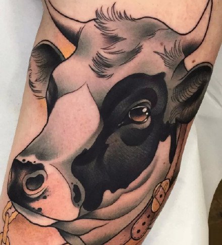 几款很可爱的牛纹身图片