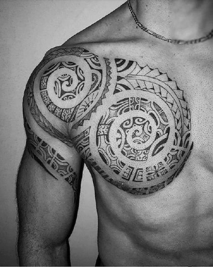 男性图腾纹身 适合男士的几款半甲图腾纹身作品