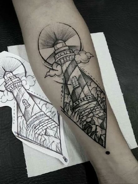 黑灰灯塔纹身 黑灰色灯塔主题的几款纹身图案