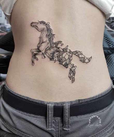 9款动物纹身之小马纹身图案分享