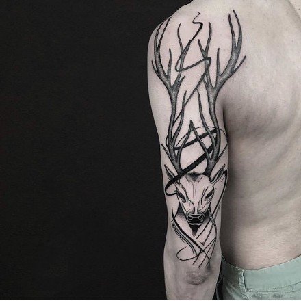 福禄之意的一组9款鹿纹身图片