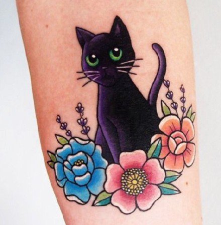 黑猫纹身 一组黑色猫咪和花朵的纹身图片赏析