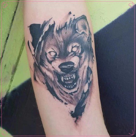 狼头刺青 9款狼头主题的纹身手稿和作品赏析