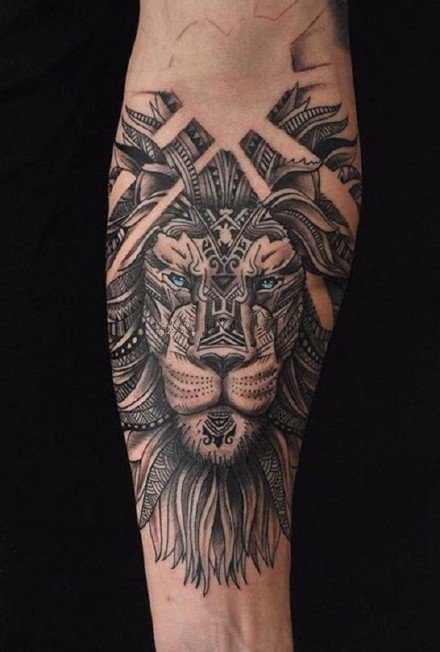 狮子王纹身 霸气写实的18款狮子纹身作品图案