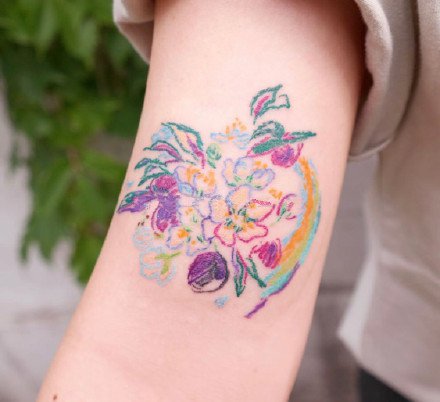 蜡笔纹身 韩国纹身师Lala的彩色涂鸦蜡笔风格小纹身作品