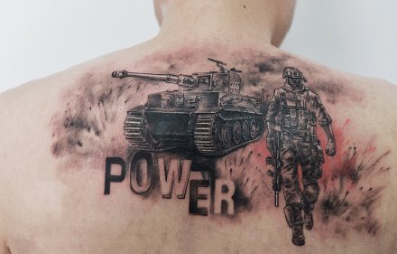 适合军人的9款军事题材纹身作品图