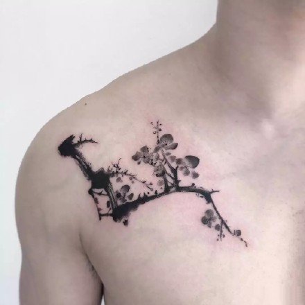 梅花刺青 小清新的9款梅花主题纹身图片
