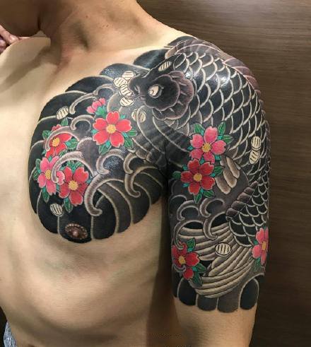 日式传统的9款半甲纹身作品赏析