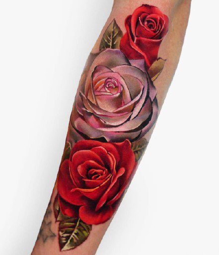 包臂包腿艳丽的16款红玫瑰纹身图案