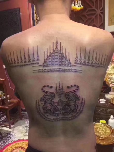 老虎和泰国刺符搭配的9款纹身图案作品