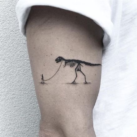 可爱的一组小恐龙纹身作品