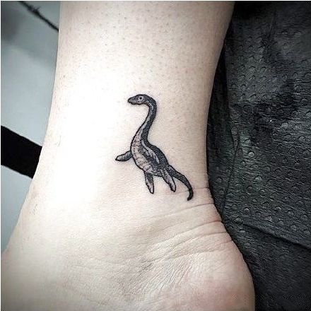可爱的一组小恐龙纹身作品