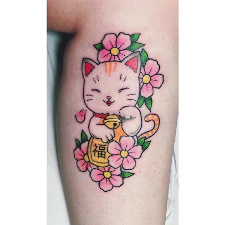 很可爱的小招财猫纹身图片
