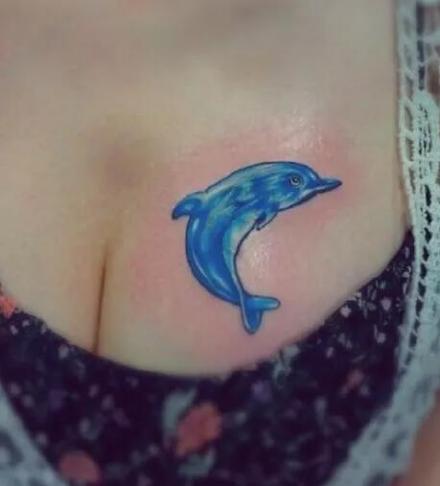 精美好看的9款海豚小纹身图案