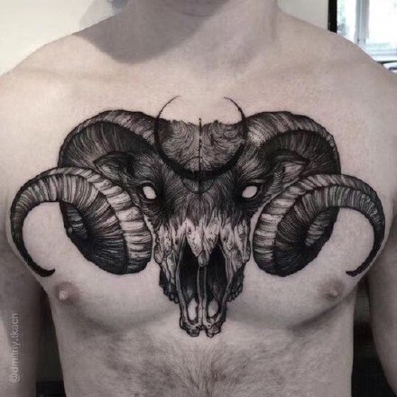 暗黑的一组羊头撒旦花胸纹身作品