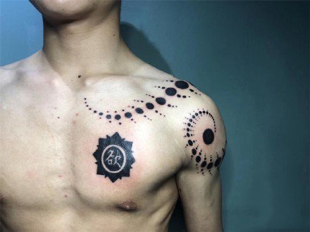 一组黑色酷酷的点刺纹身