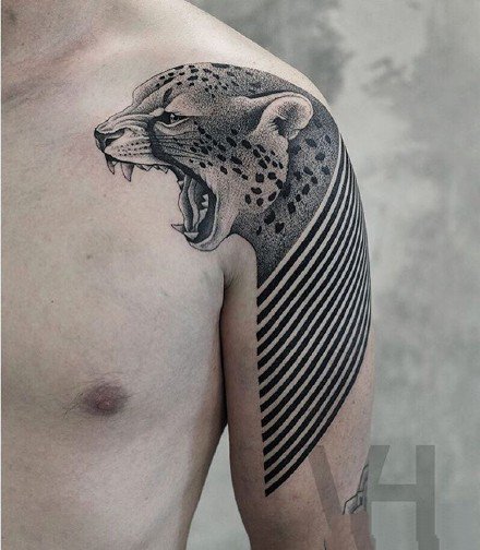 一组黑灰色霸气的老虎纹身图案