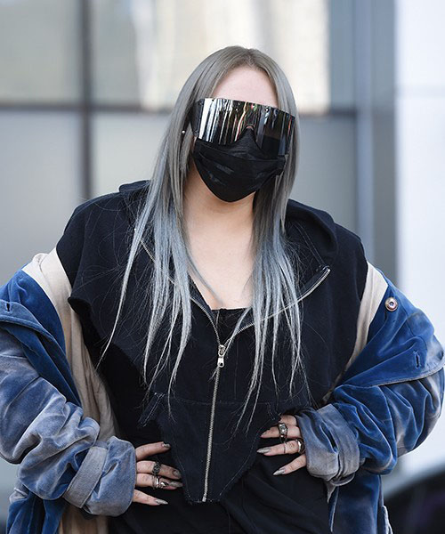 2NE1前成员CL超酷墨镜时尚街拍图片