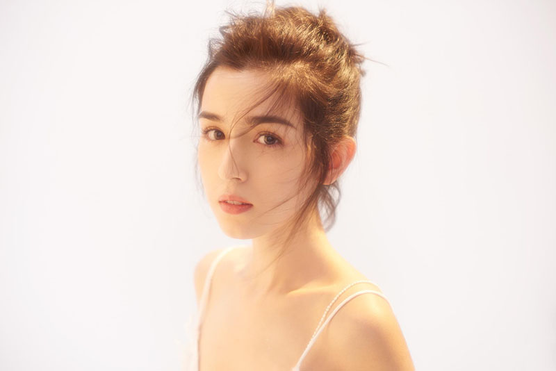 哈妮克孜唯美写真 仙气十足美出天际