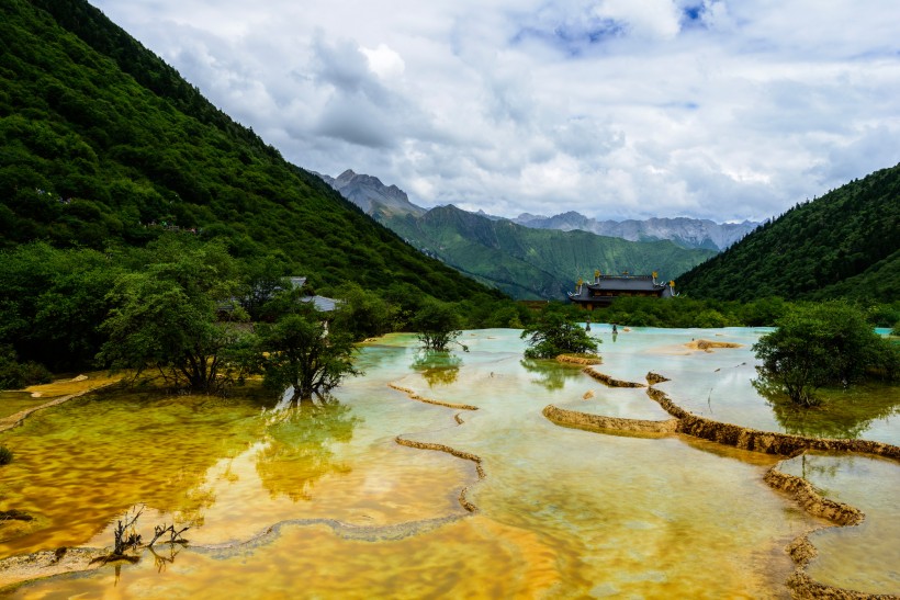 四川黄龙风景图片(12张)