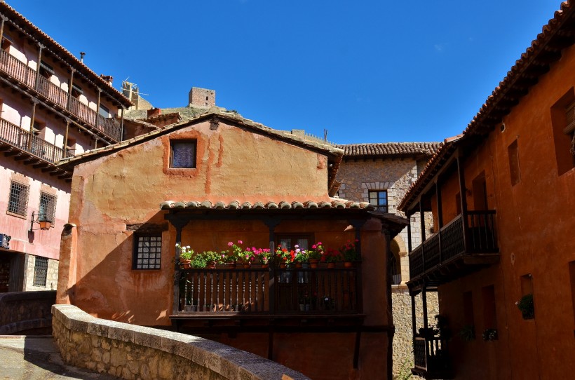 西班牙小镇阿尔瓦拉辛风景图片(12张)